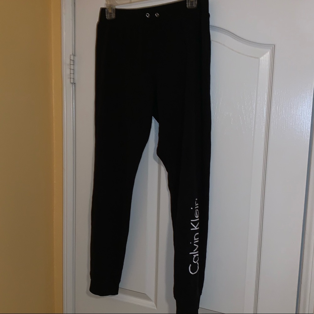 Calvin Klein sweats / sleepwear